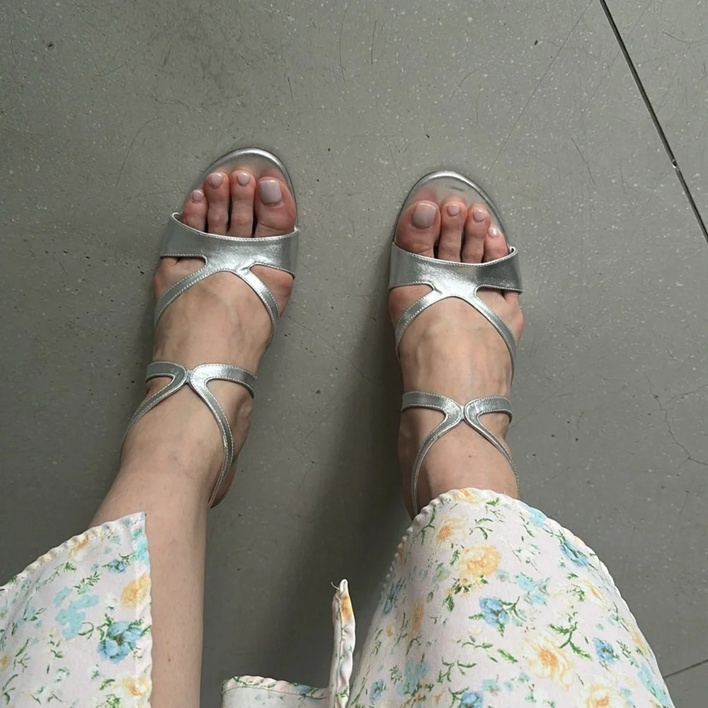 ⭐️ Stuart Weitzman Mariposa Ankle Sandal Size 10 - Picture 10 of 12